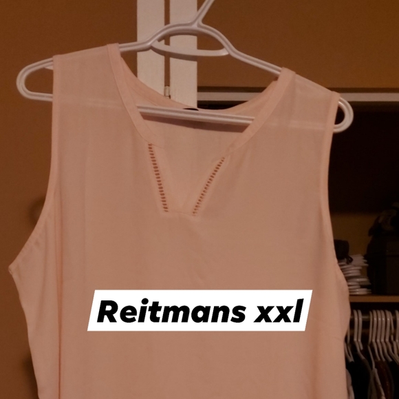 5 reitman's blouses - Picture 3 of 5